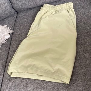 Men’s Lululemon shorts